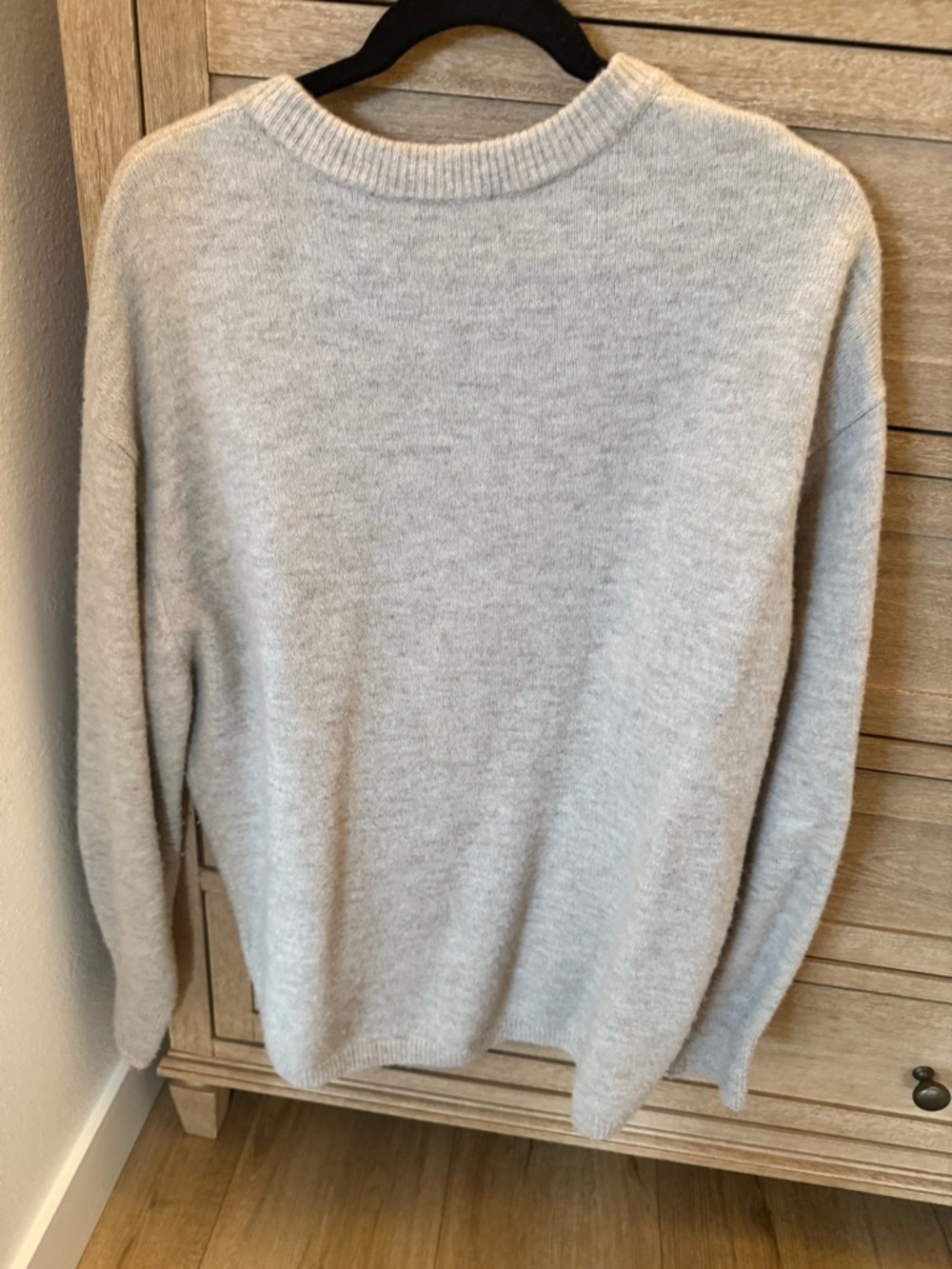 H&M Sweater - Picture 3 of 3